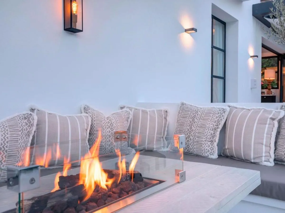 Vacation Marbella I Villa Lina, Golf Valley, Private Heated Pool, Jacuzzi, Close To The Marina