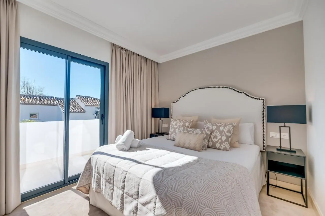 Vacation Marbella I Villa Lina, Golf Valley, Private Heated Pool, Jacuzzi, Close To The Marina