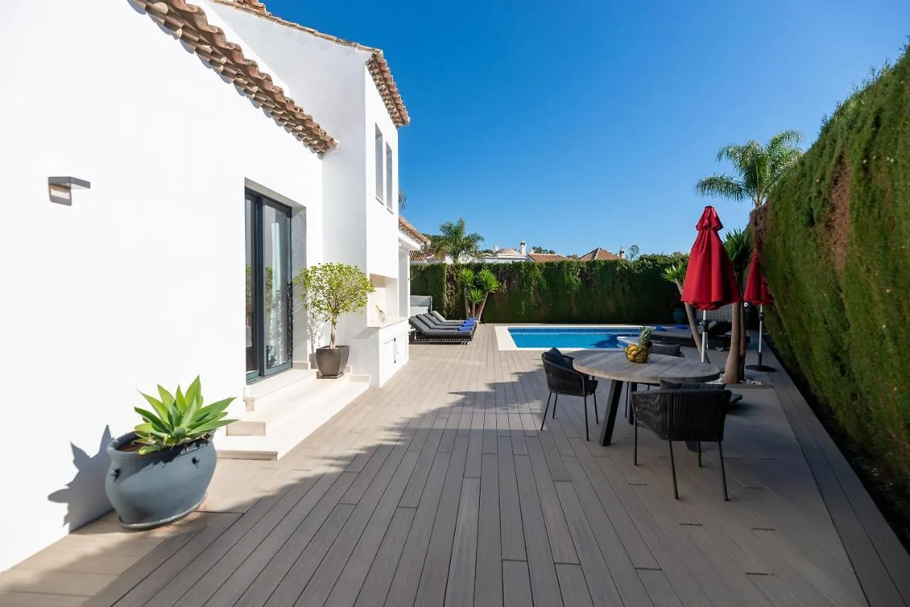 Vacation Marbella I Villa Lina, Golf Valley, Private Heated Pool, Jacuzzi, Close To The Marina