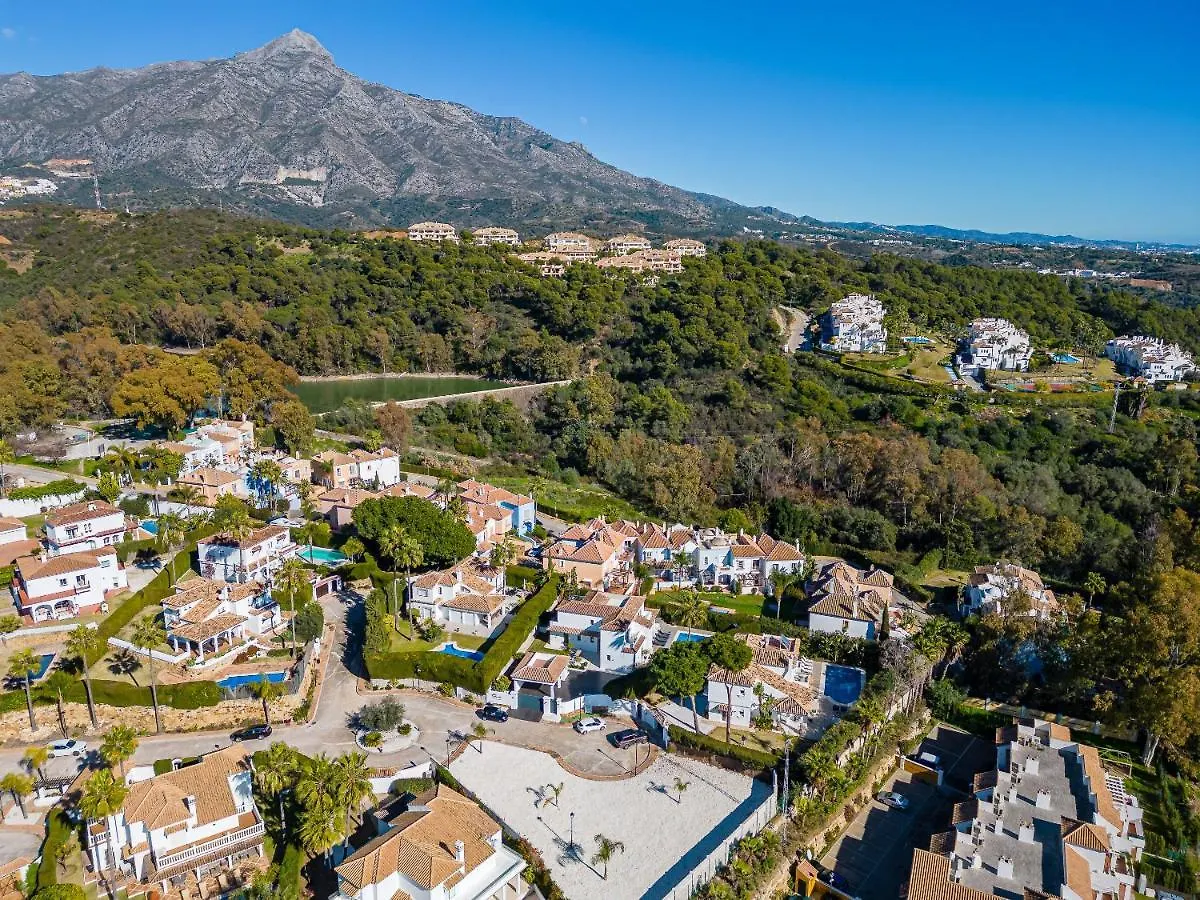 Vacation Marbella I Villa Lina, Golf Valley, Private Heated Pool, Jacuzzi, Close To The Marina