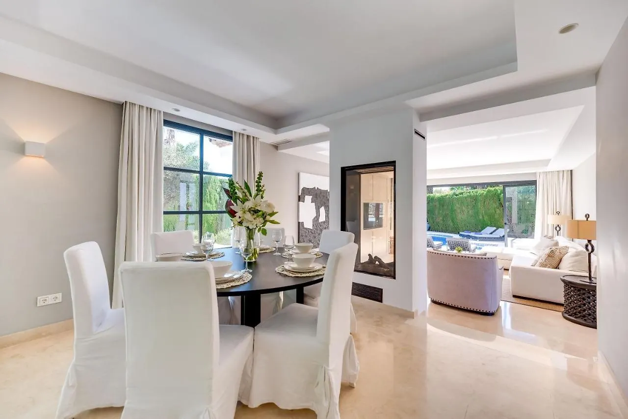 Vacation Marbella I Villa Lina, Golf Valley, Private Heated Pool, Jacuzzi, Close To The Marina